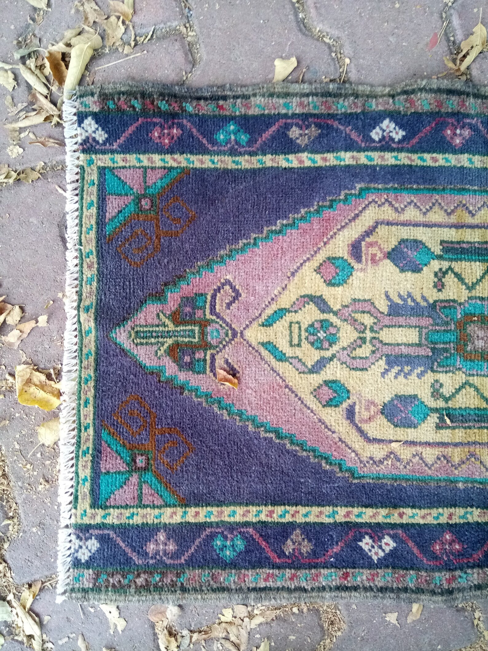 Vintage Turkish Mini Rug 1.7 x 2.8 ft