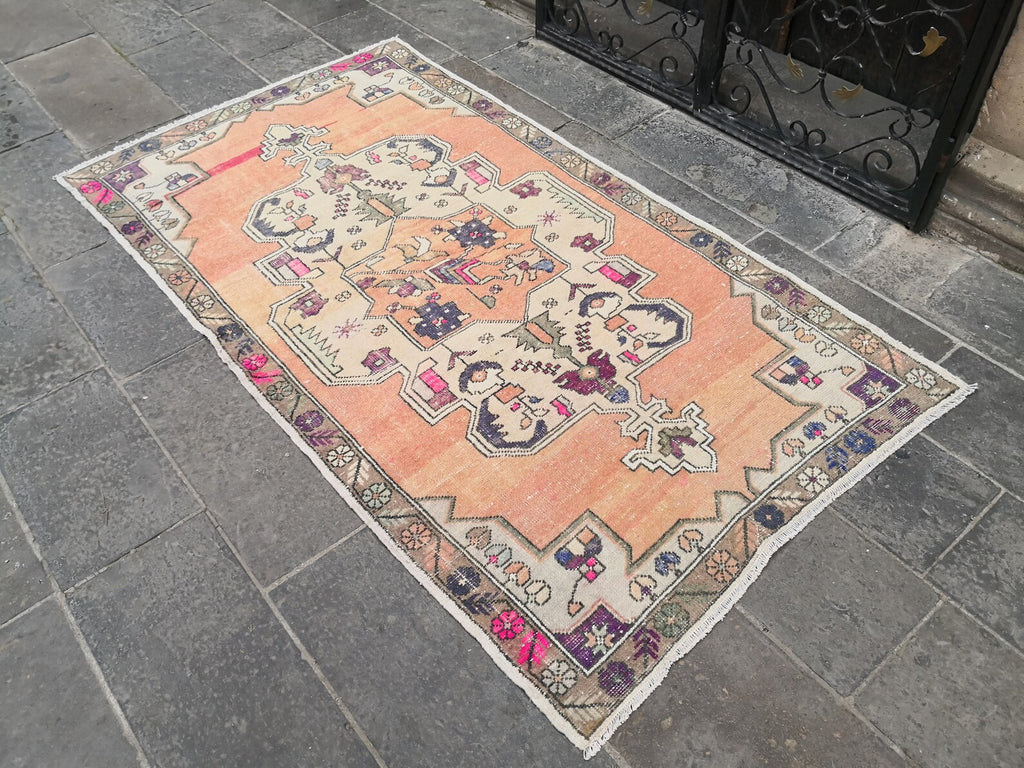 Vintage Turkish Accent Area rug 4.2 x 7.5 ft