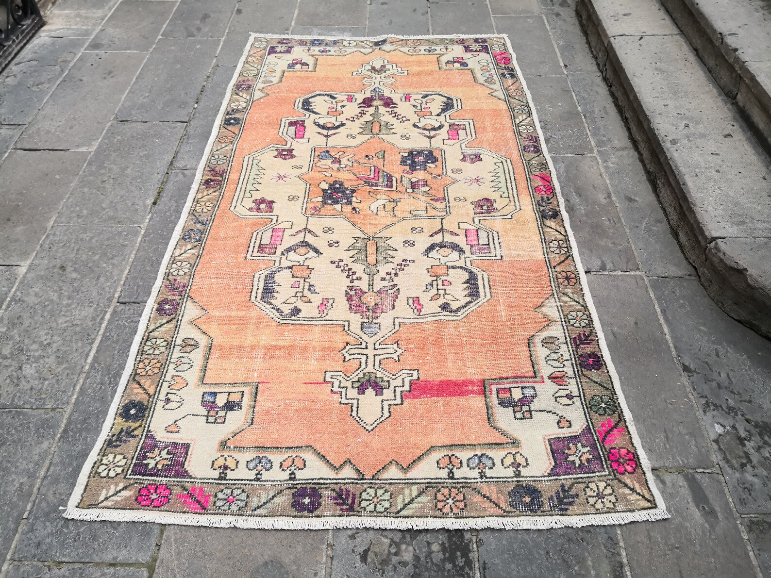 Vintage Turkish Accent Area rug 4.2 x 7.5 ft