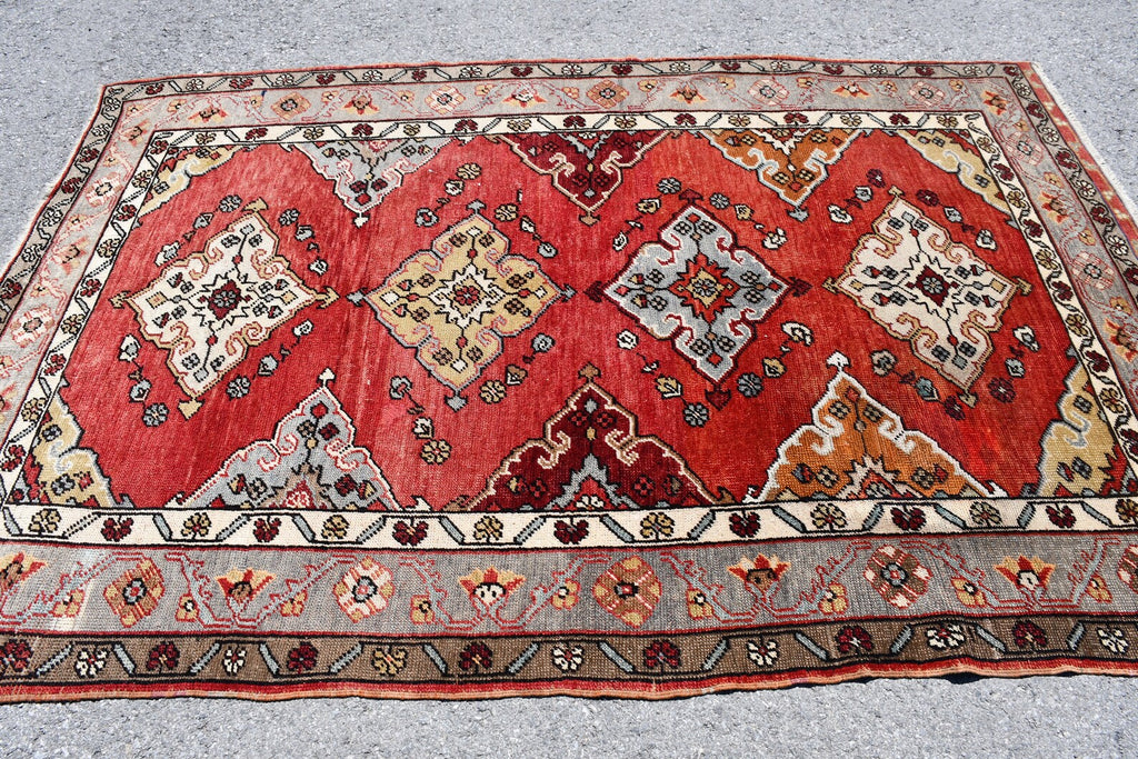 Vintage Turkish Accent Area rug 5.2 x 7.8 ft