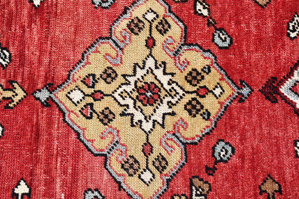 Vintage Turkish Accent Area rug 5.2 x 7.8 ft