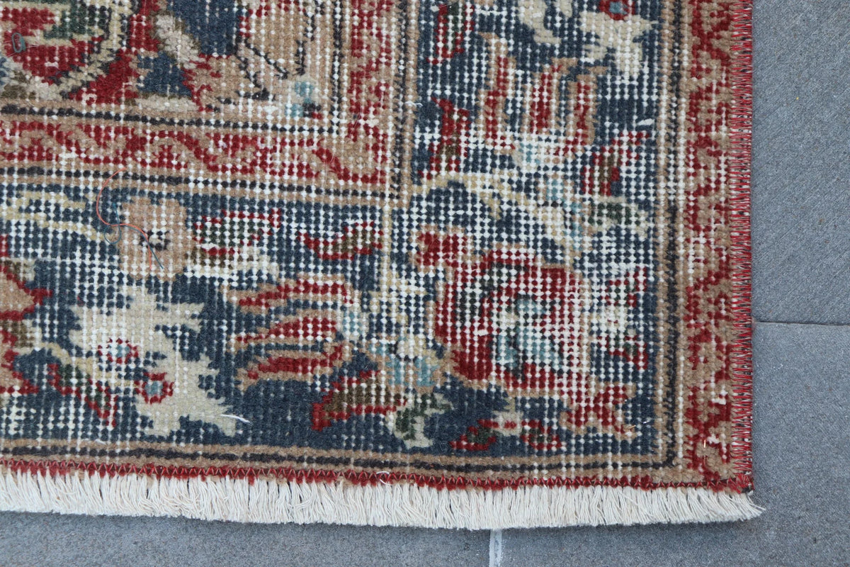 Vintage Persian Accent Area Rug 4.1 x 7 ft