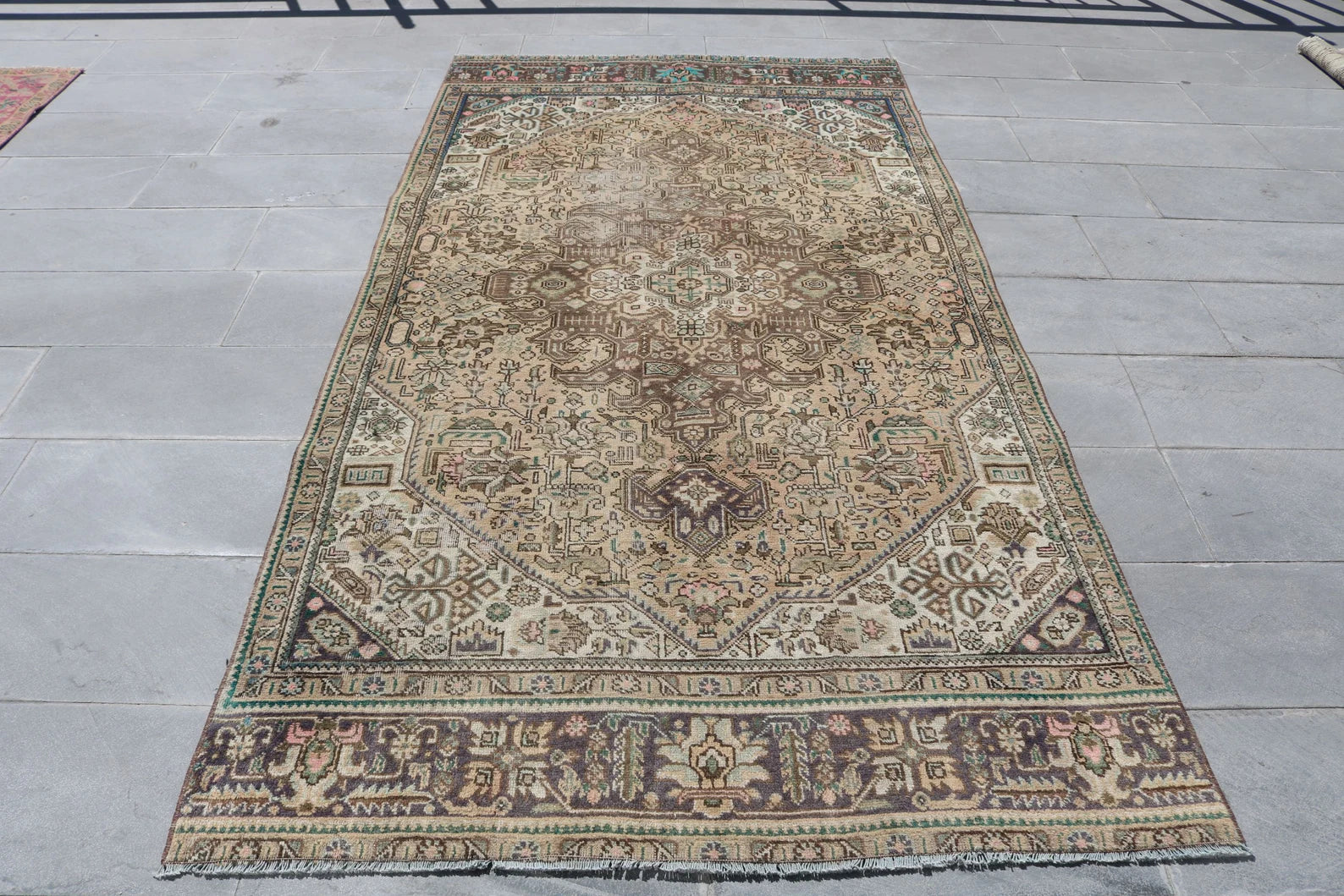 XL Vintage Persian Accent Area Rug 4.7 x 9 ft