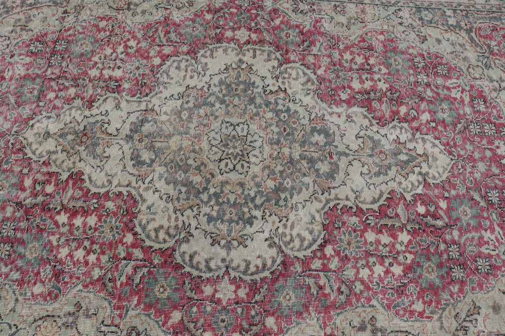 XL Vintage Turkish Accent Area Rug 5.9 x 9.5 ft