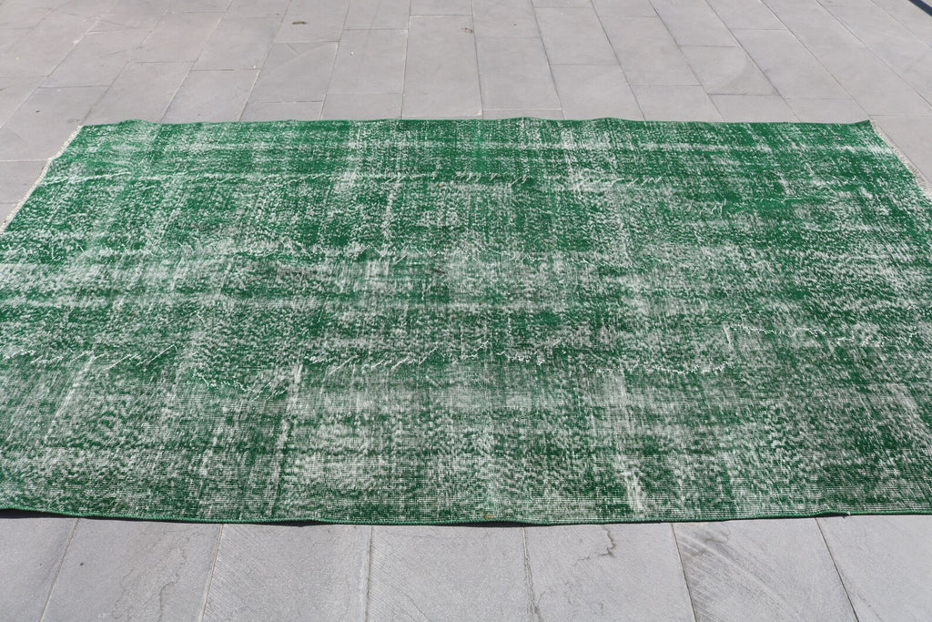 XL Vintage Turkish Accent Area rug 5.7 x 9.6 ft