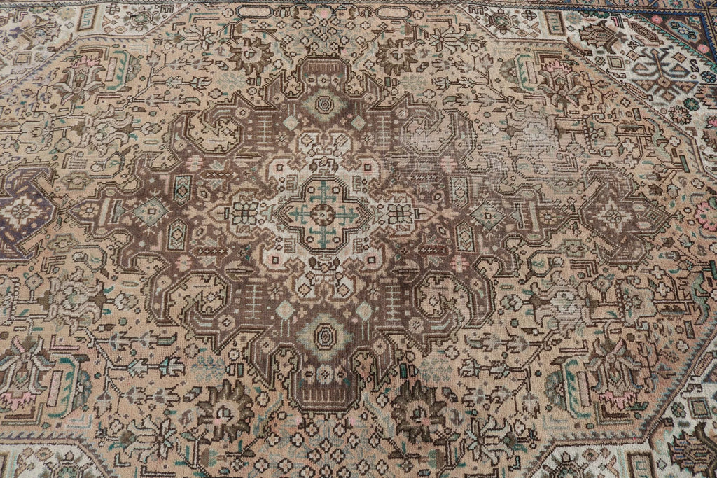 XL Vintage Persian Accent Area Rug 4.7 x 9 ft
