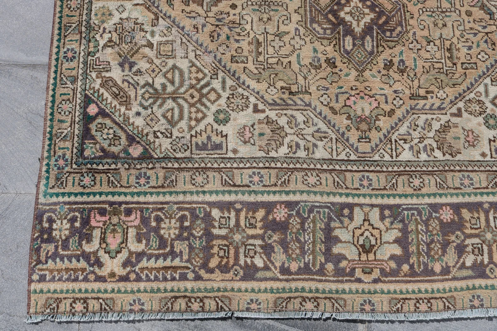 XL Vintage Persian Accent Area Rug 4.7 x 9 ft