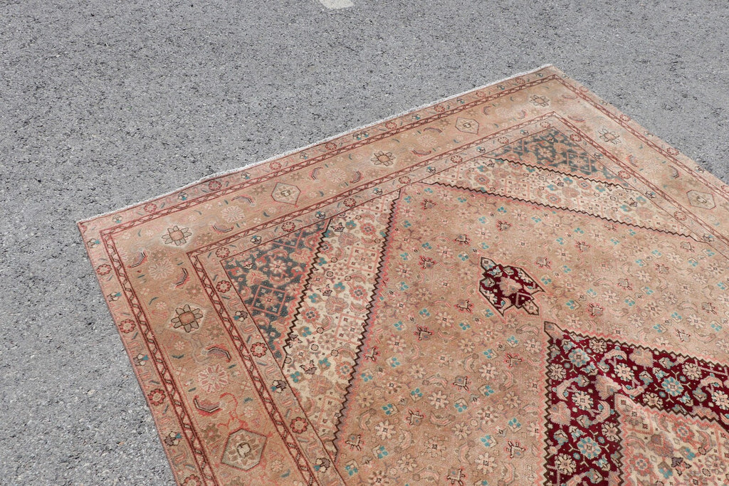XL Vintage Turkish Accent Area Rug 6.5 x 9.7 ft