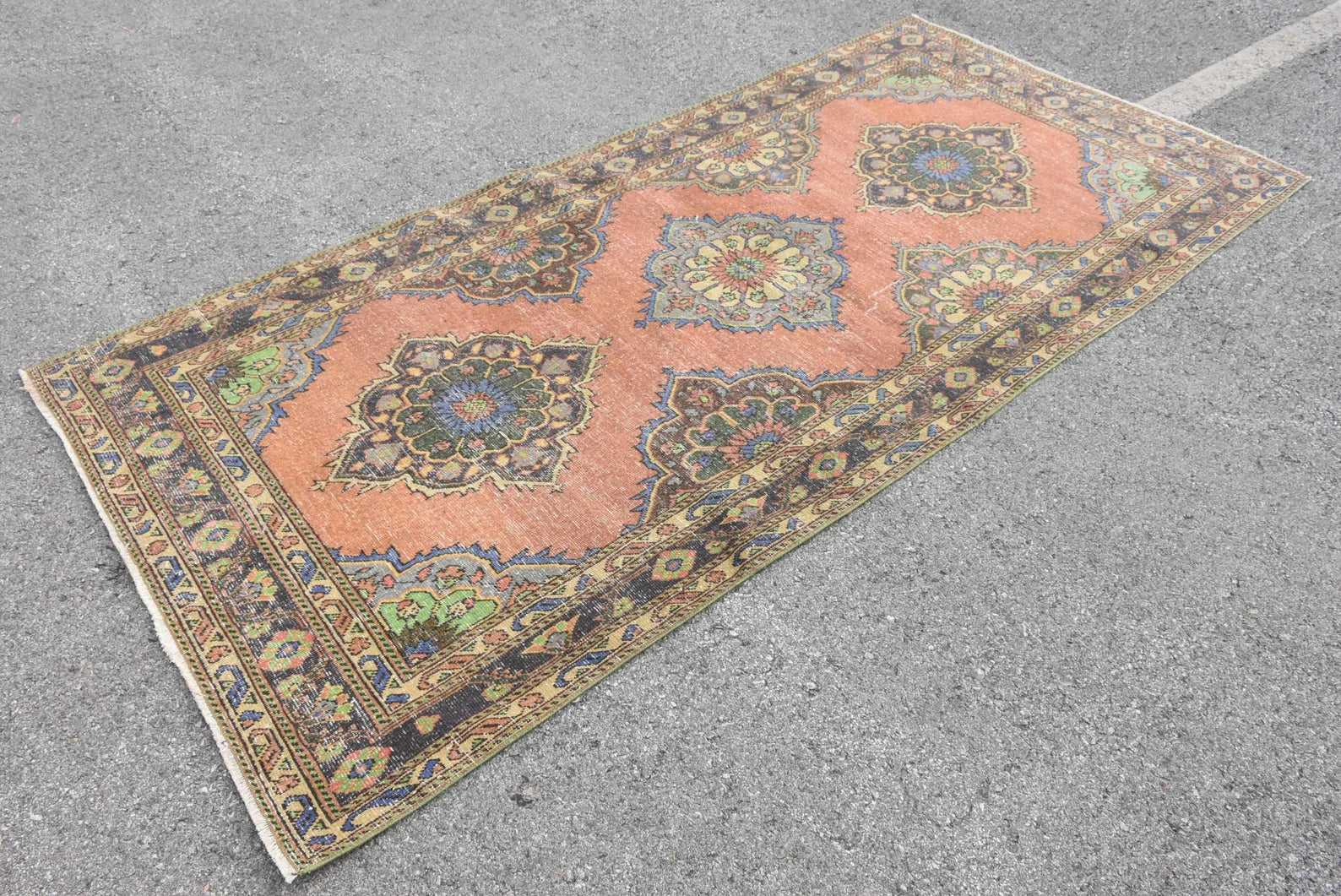 Vintage Turkish Accent Area rug 4.5 x 9.7 ft