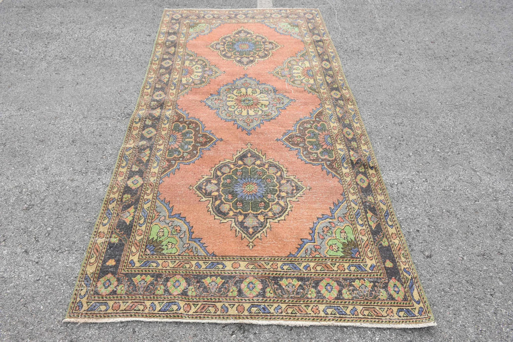 Vintage Turkish Accent Area rug 4.5 x 9.7 ft