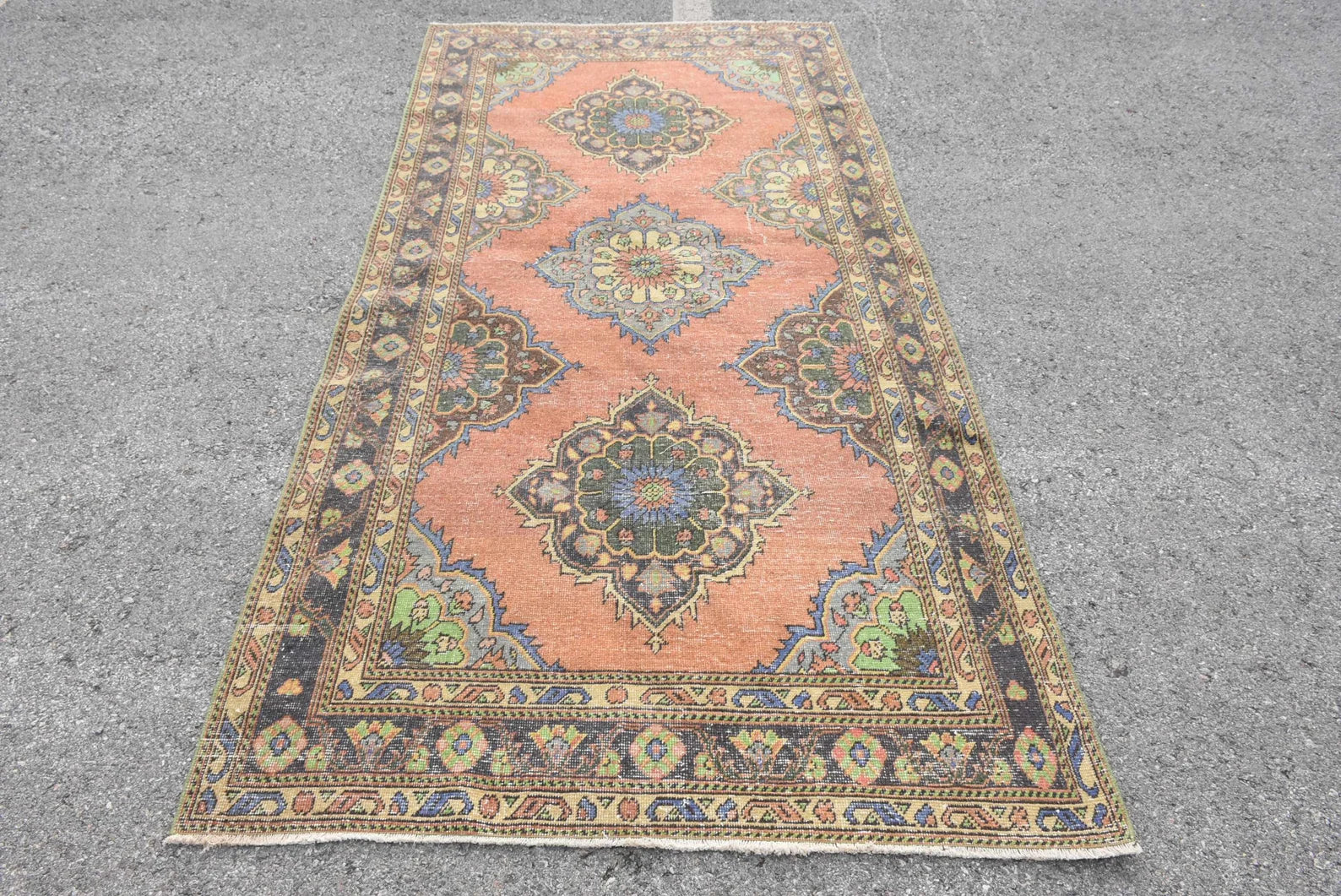 Vintage Turkish Accent Area rug 4.5 x 9.7 ft