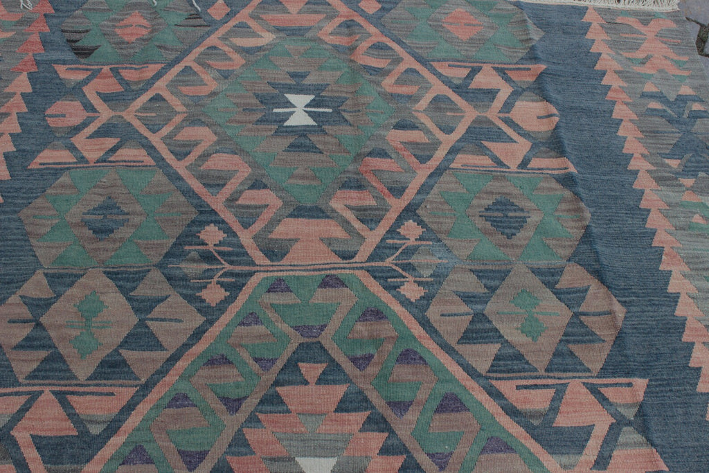 XL Vintage Turkish Accent Area Rug 5.6 x 10.8 ft
