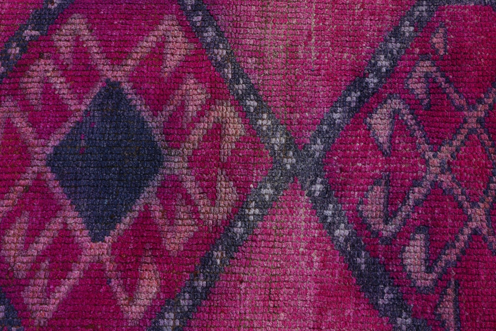 Vintage Turkish Runner Rug 2.9 x 10.3 ft
