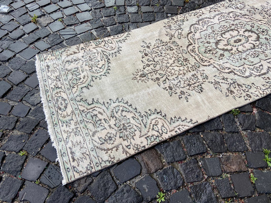Vintage Turkish Runner Rug 2.9 x 8.3 ft