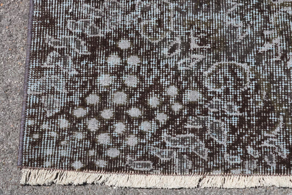 XL Vintage Turkish Accent Area Rug 6.6 x 9.5 ft