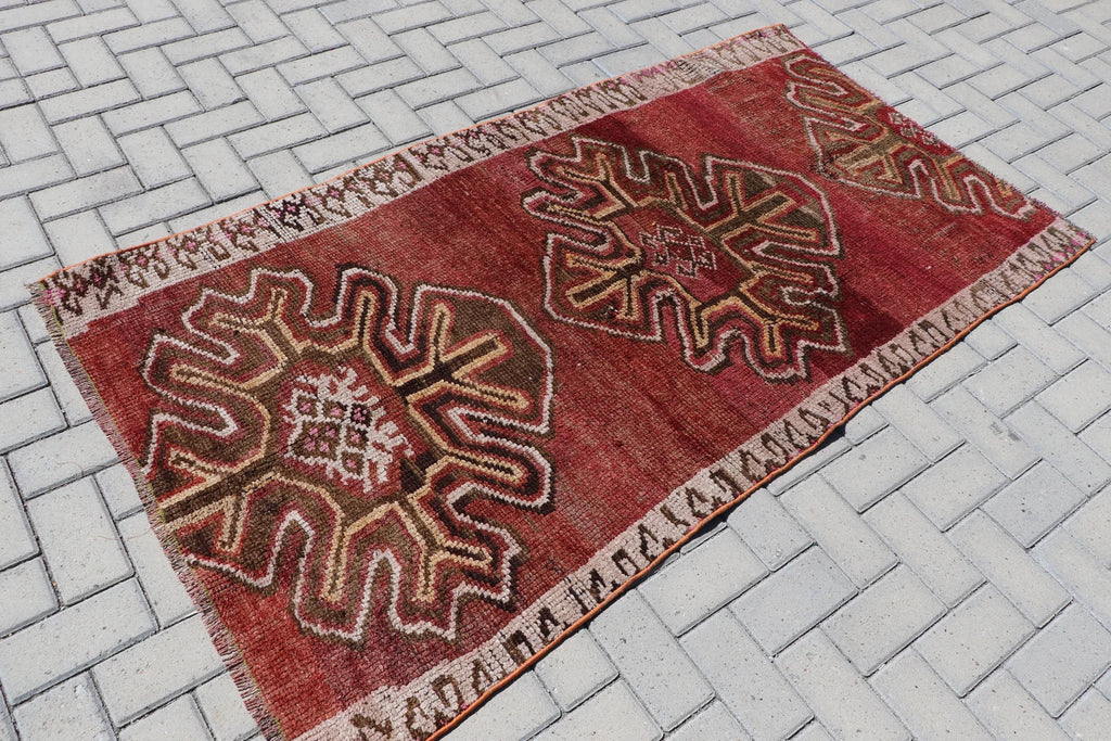 Vintage Turkish Accent Area rug 3.4 x 6.4 ft