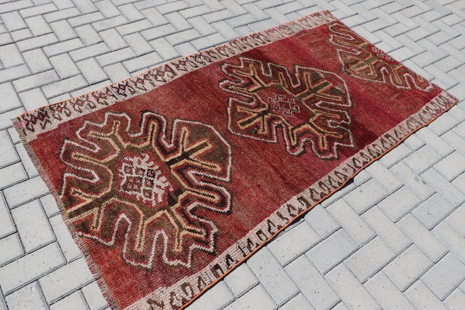 Vintage Turkish Accent Area rug 3.4 x 6.4 ft