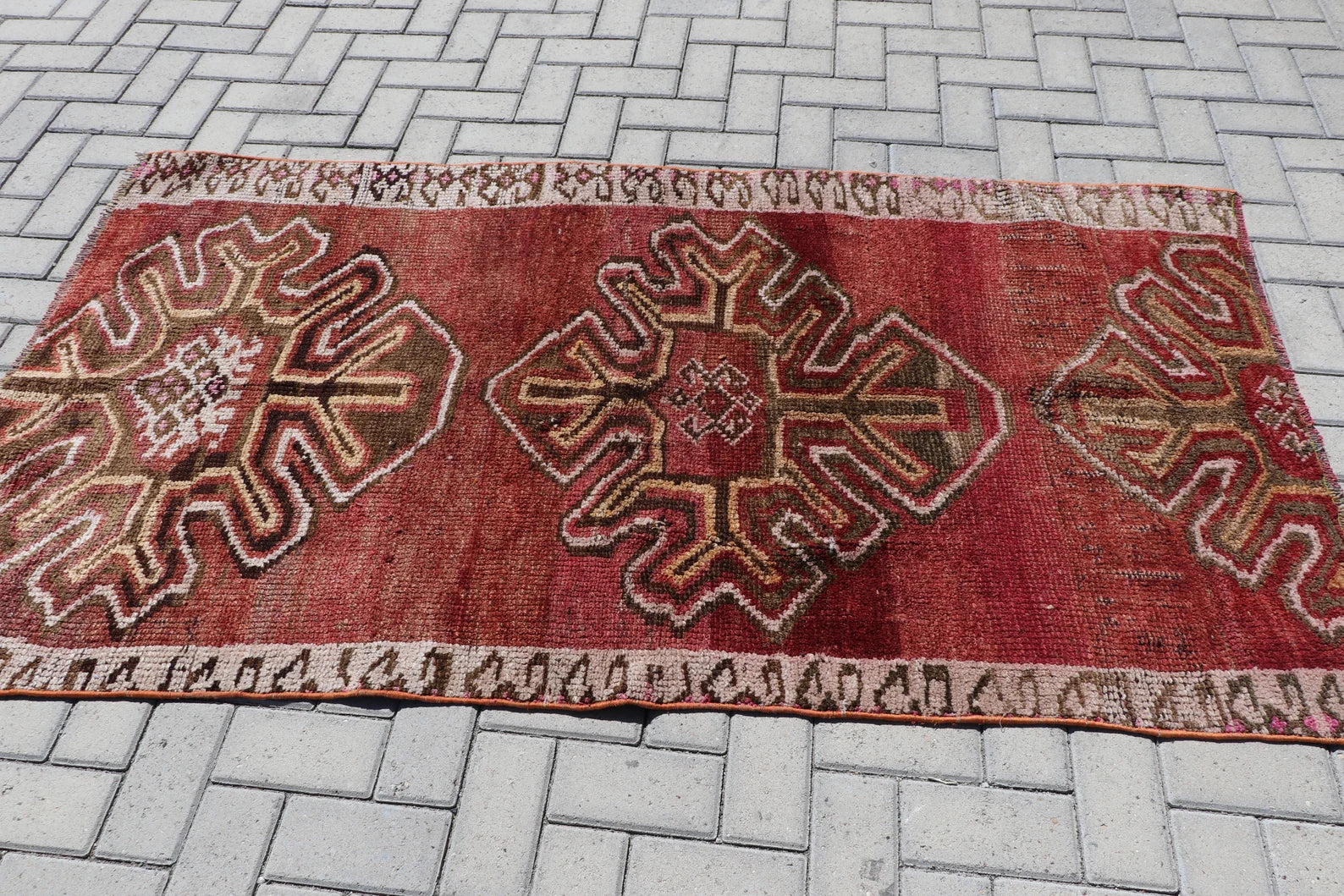 Vintage Turkish Accent Area rug 3.4 x 6.4 ft