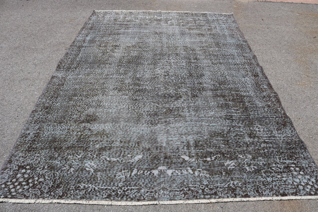 XL Vintage Turkish Accent Area Rug 6.6 x 9.5 ft