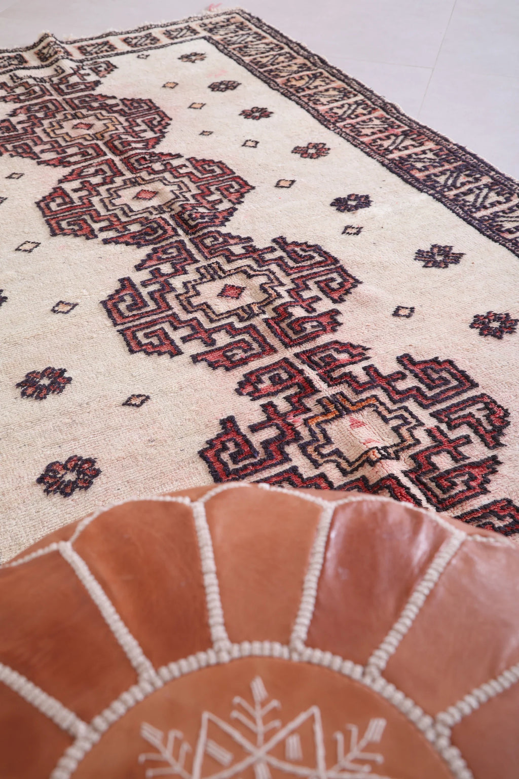 Vintage Moroccan Accent Area Rug 4.1 x 7 ft