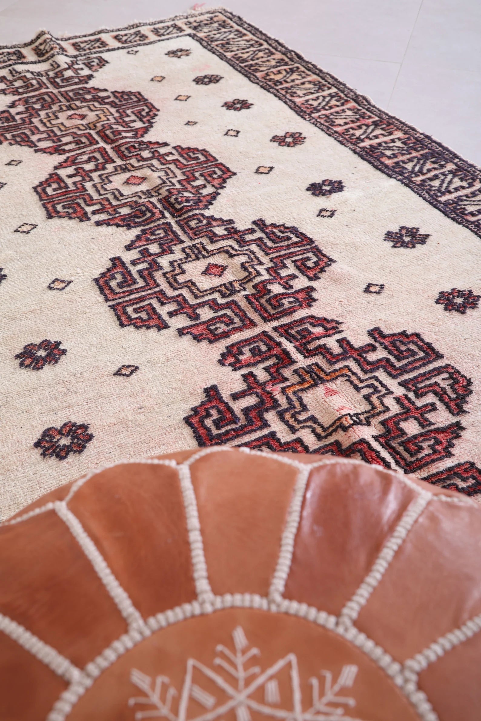 Vintage Moroccan Accent Area Rug 4.1 x 7 ft