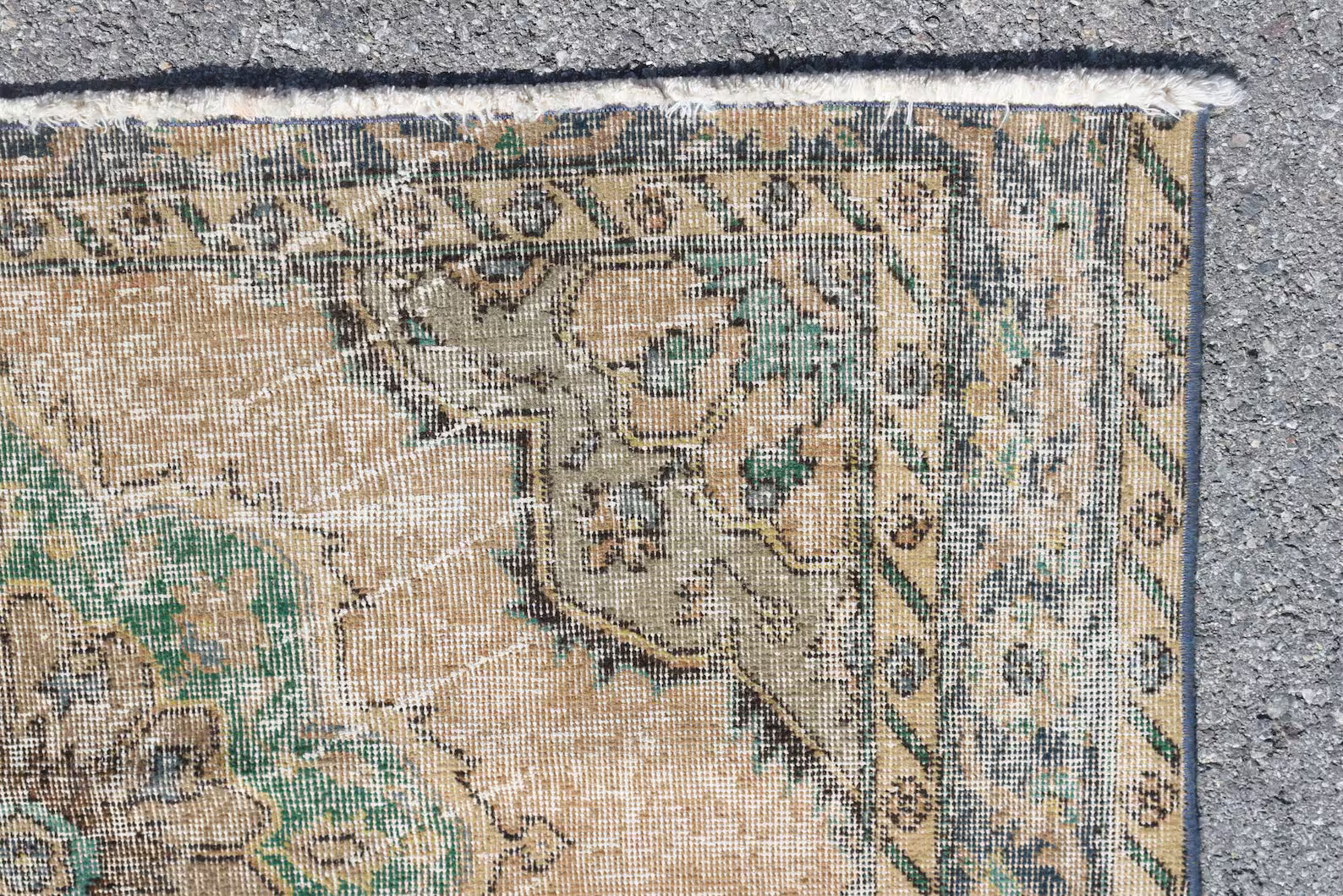 Vintage Turkish Accent Area rug 4.7 x 11.9 ft