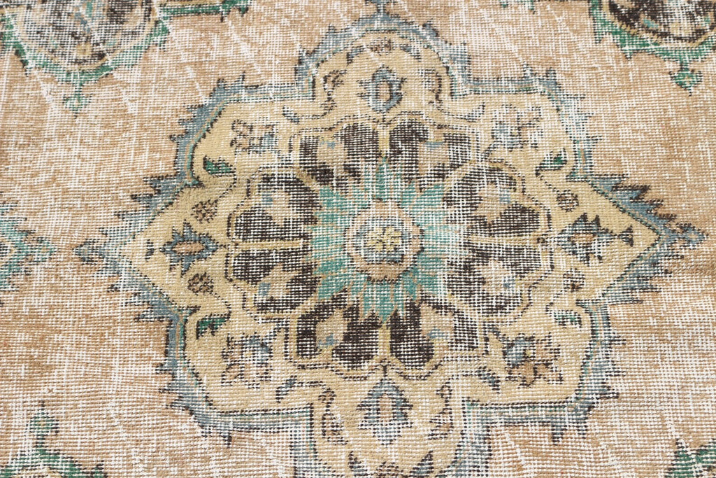 Vintage Turkish Accent Area rug 4.7 x 11.9 ft