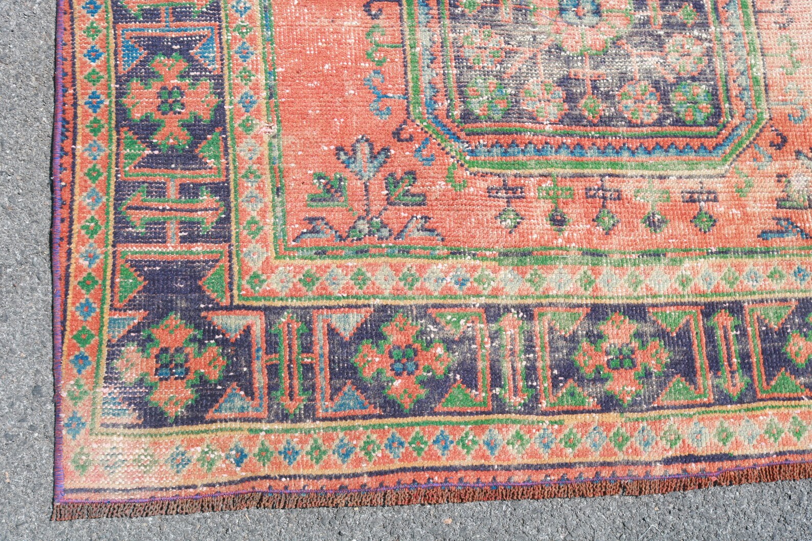 XL Vintage Turkish Accent Area rug 4.4 x 11.1 ft