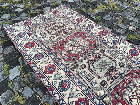 Vintage Turkish Accent Area rug 3.1 x 5.8 ft