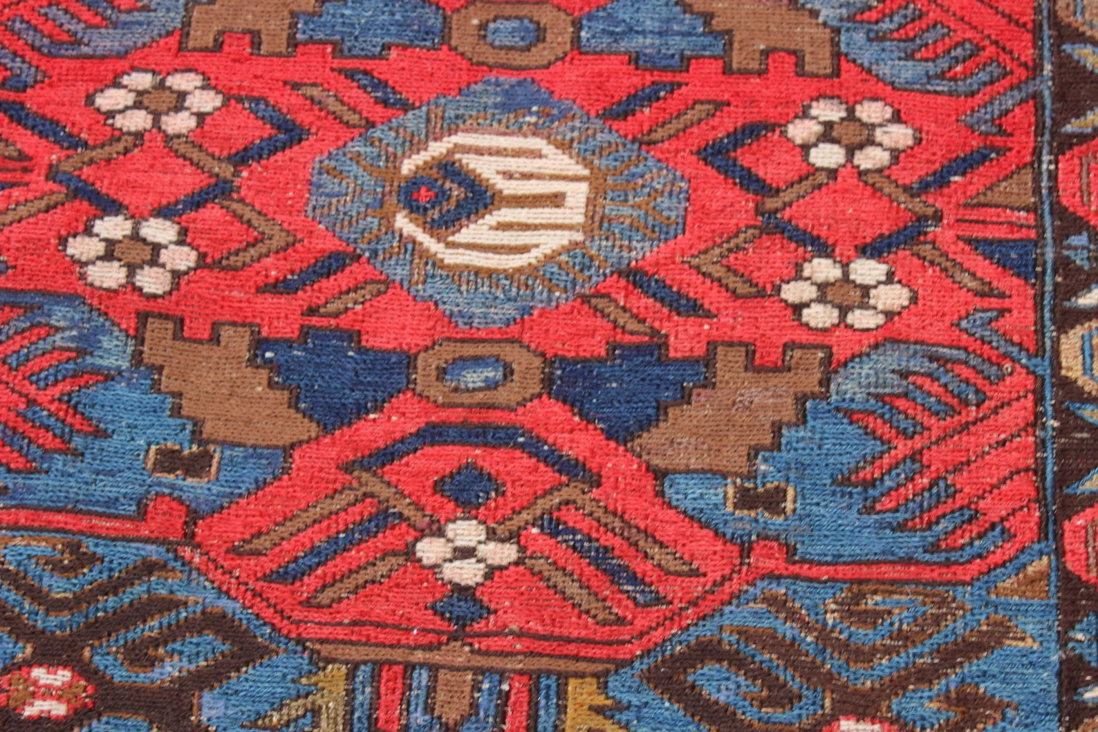 XL Vintage Soumak Accent Area Rug 6.6 x 9.7 ft