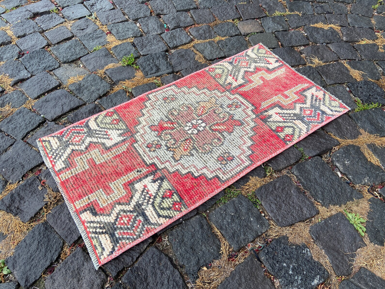 Vintage Turkish Mini Rug 1.3 x 2.5 ft