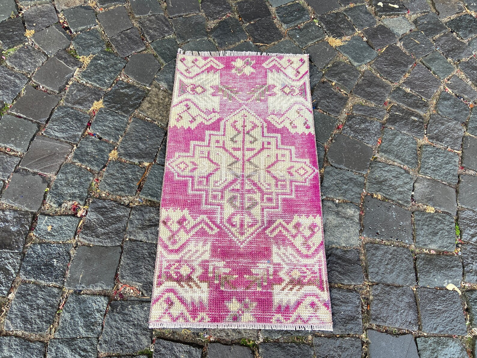 Vintage Turkish Mini Rug 1.3 x 2.5 ft