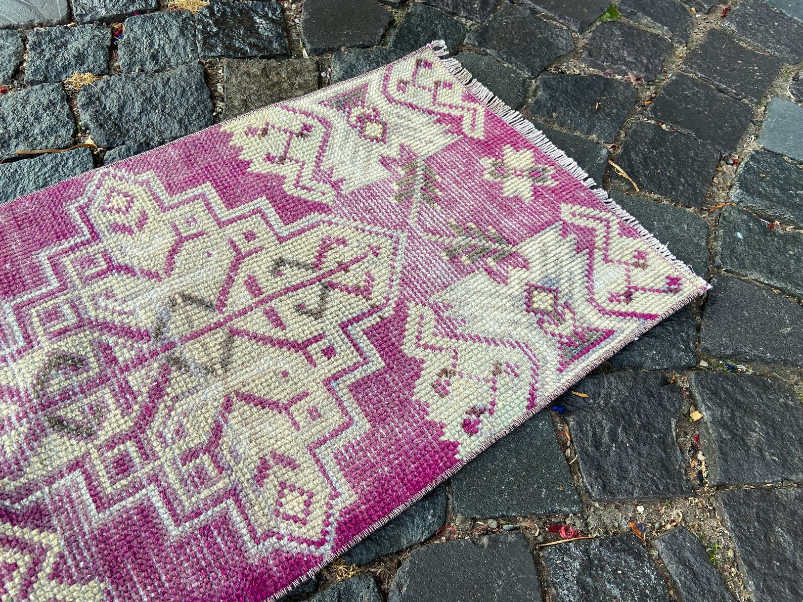 Vintage Turkish Mini Rug 1.3 x 2.5 ft