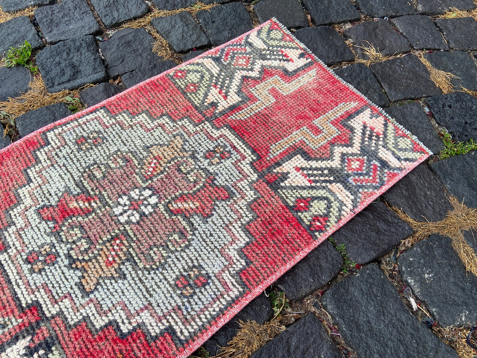 Vintage Turkish Mini Rug 1.3 x 2.5 ft