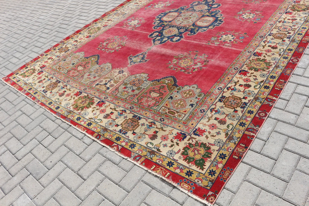 XL Vintage Turkish Accent Area rug 9.2 x 12.3 ft