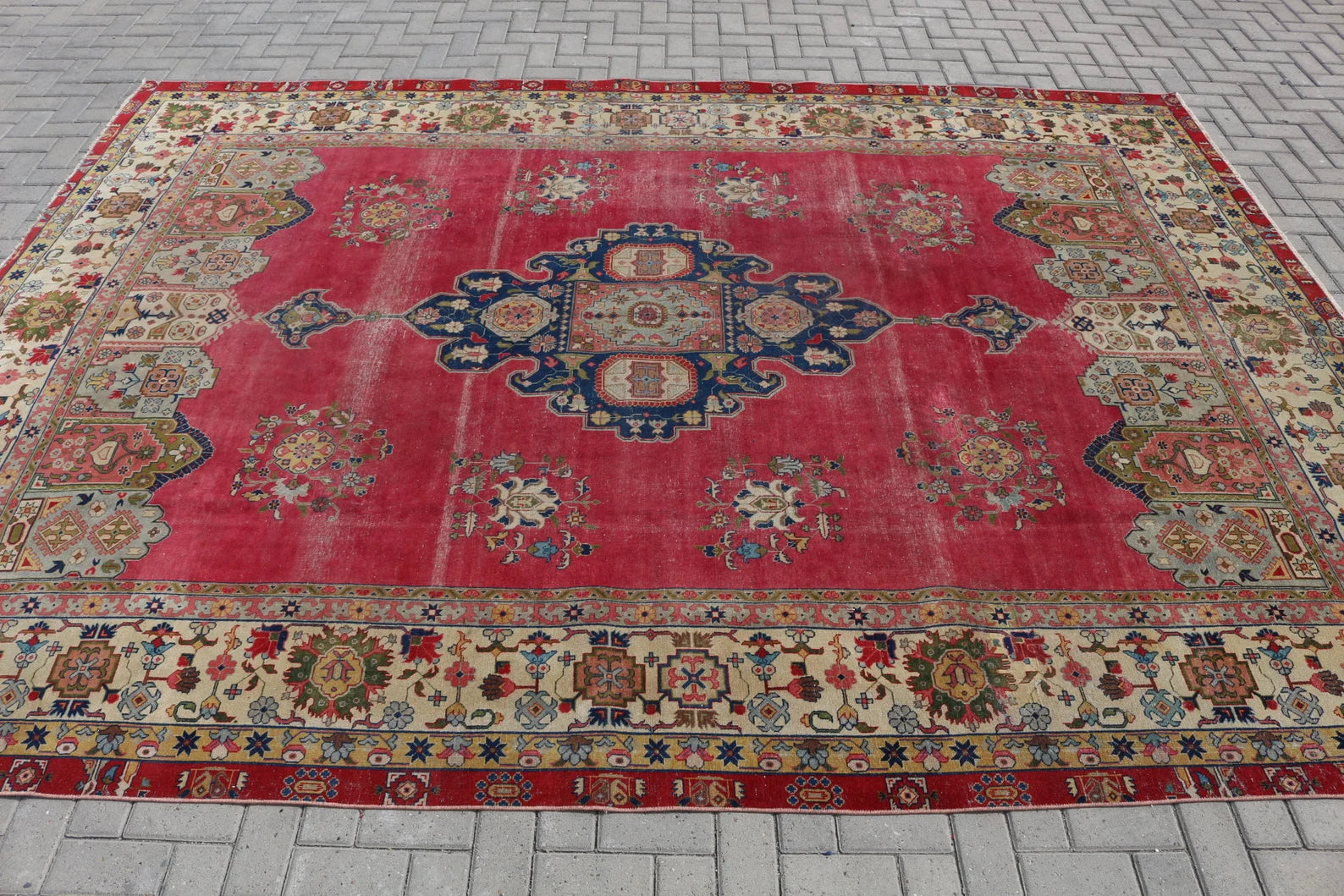 XL Vintage Turkish Accent Area rug 9.2 x 12.3 ft
