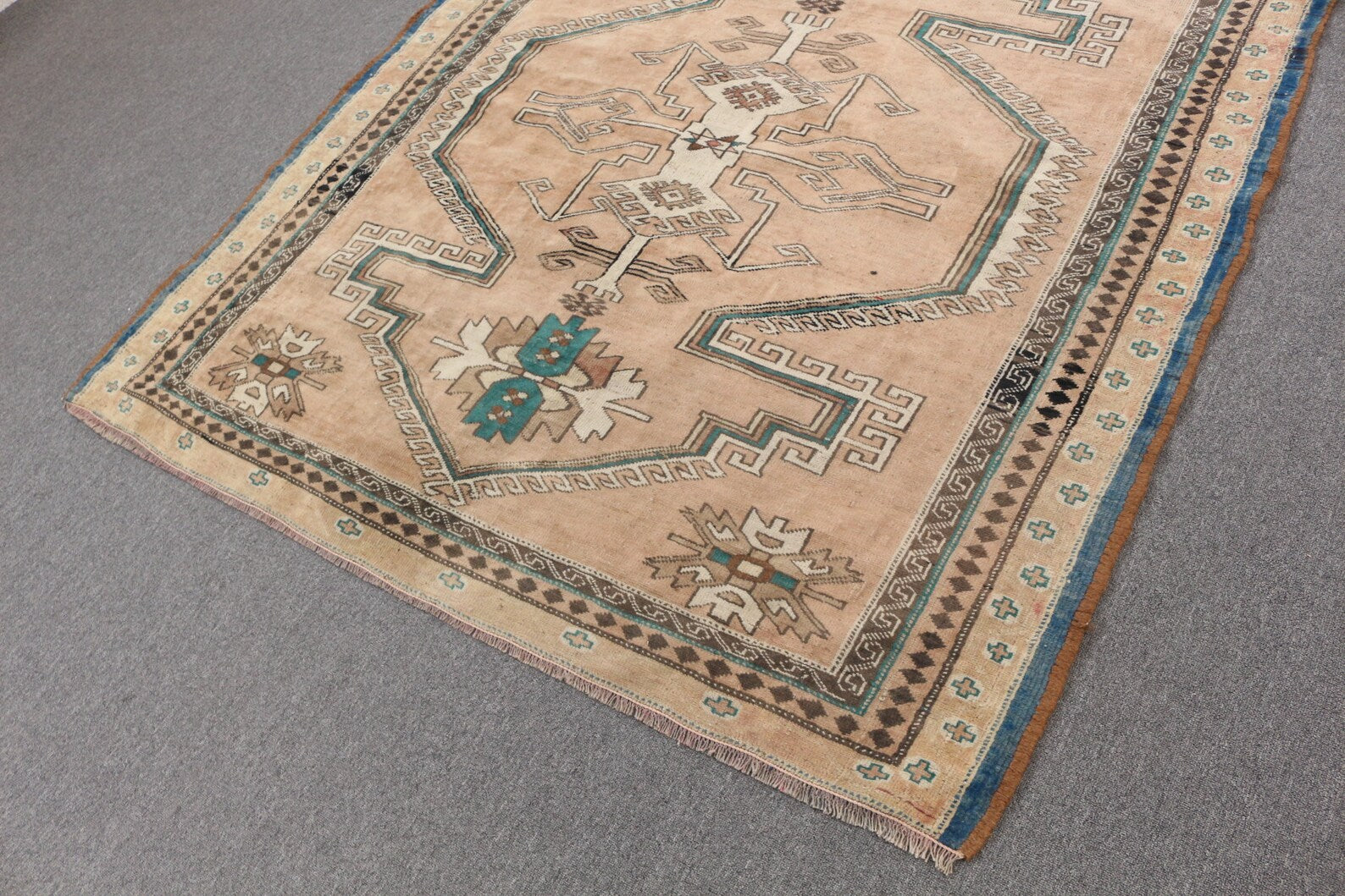 Vintage Turkish Accent Area rug 5.7 x 6.3 ft