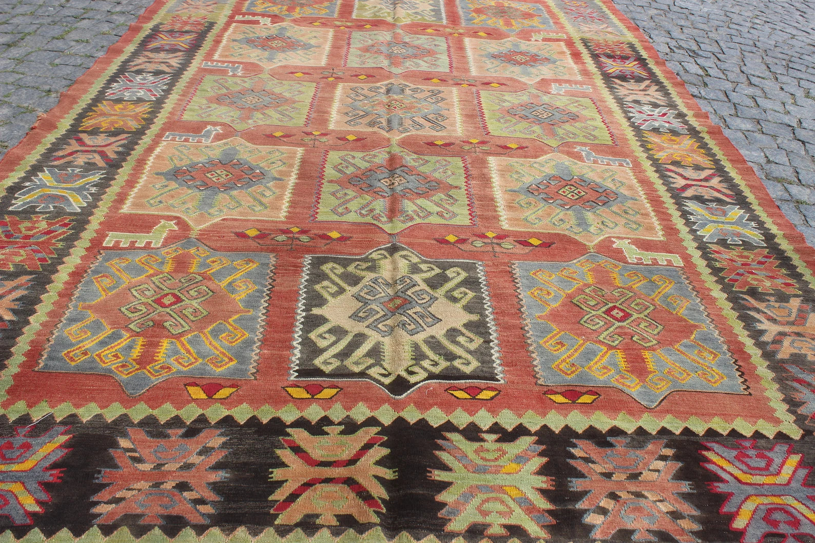 XL Vintage Turkish Accent Area Rug 6.6 x 10.6 ft