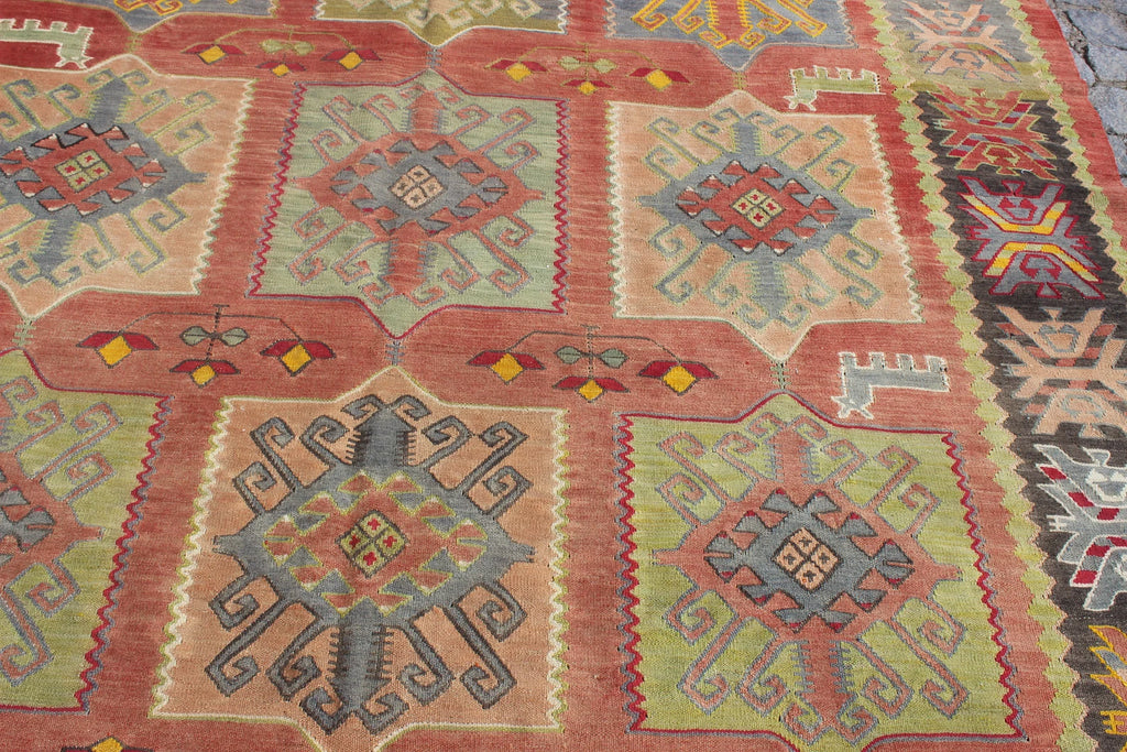 XL Vintage Turkish Accent Area Rug 6.6 x 10.6 ft