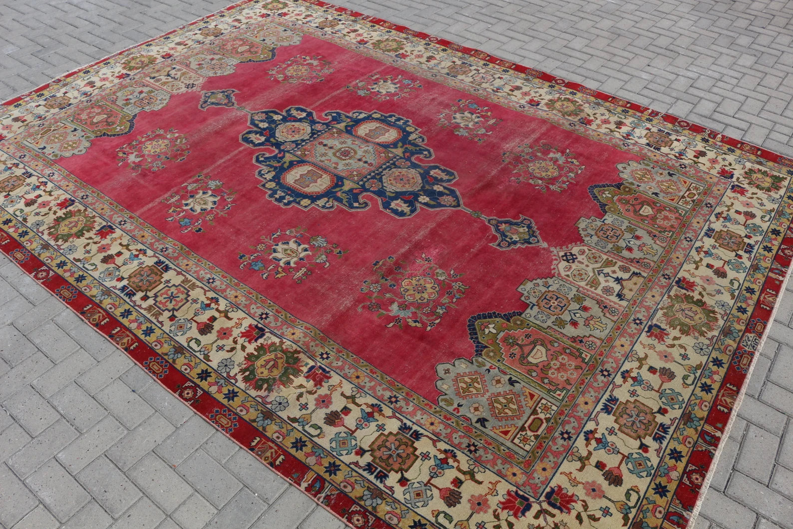 XL Vintage Turkish Accent Area rug 9.2 x 12.3 ft