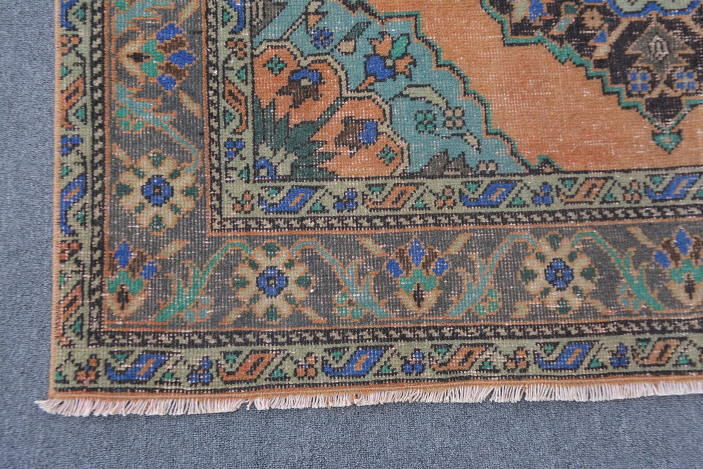 Vintage Turkish Accent Area rug 4.6 x 13.4 ft