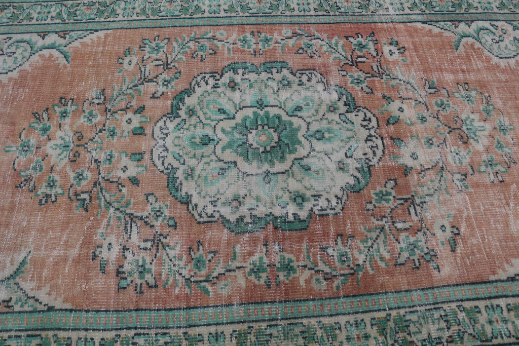 XL Vintage Turkish Accent Area Rug 5 x 8.3 ft