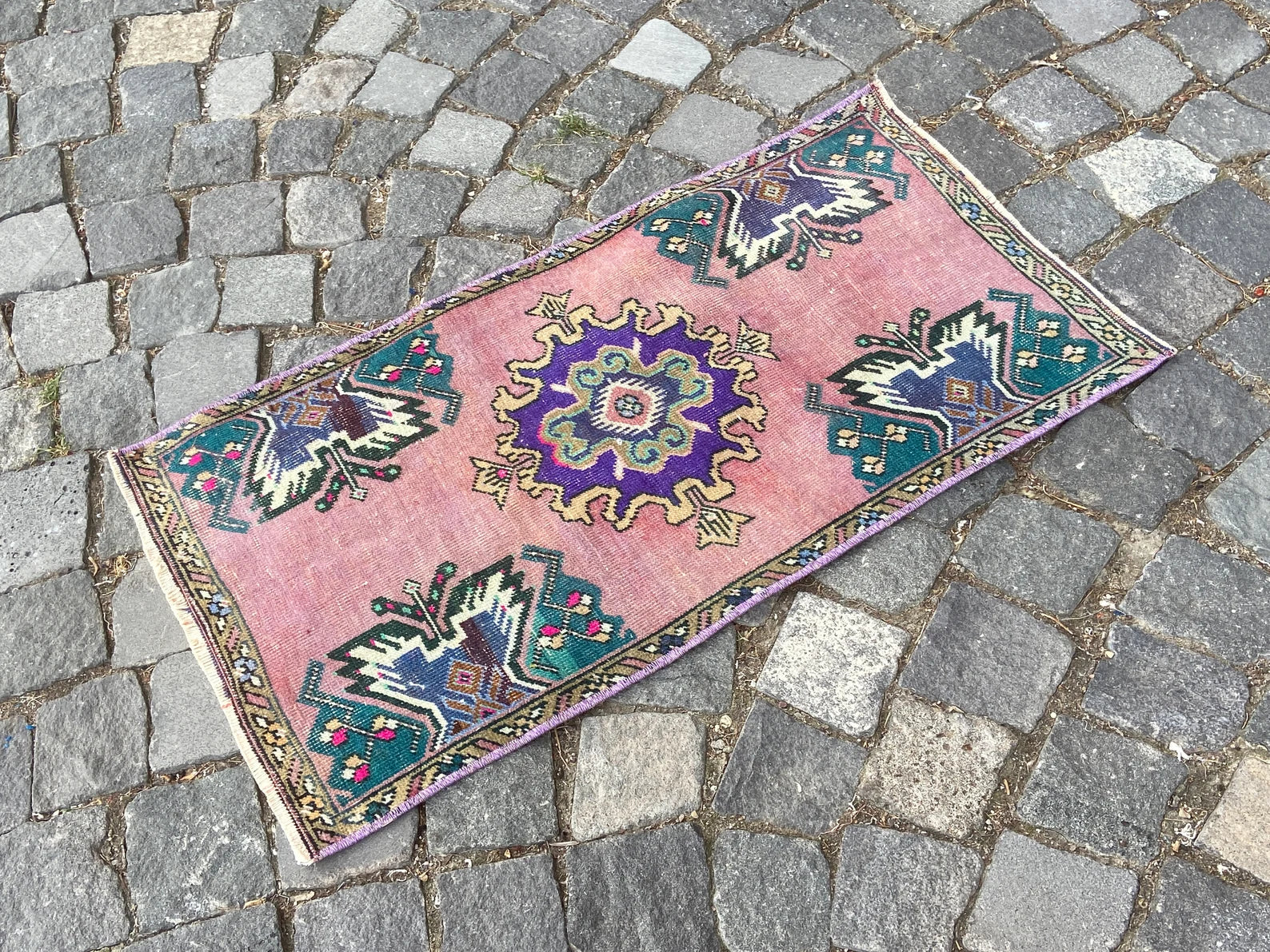 Vintage Turkish Mini Rug 1.5 x 2.8 ft
