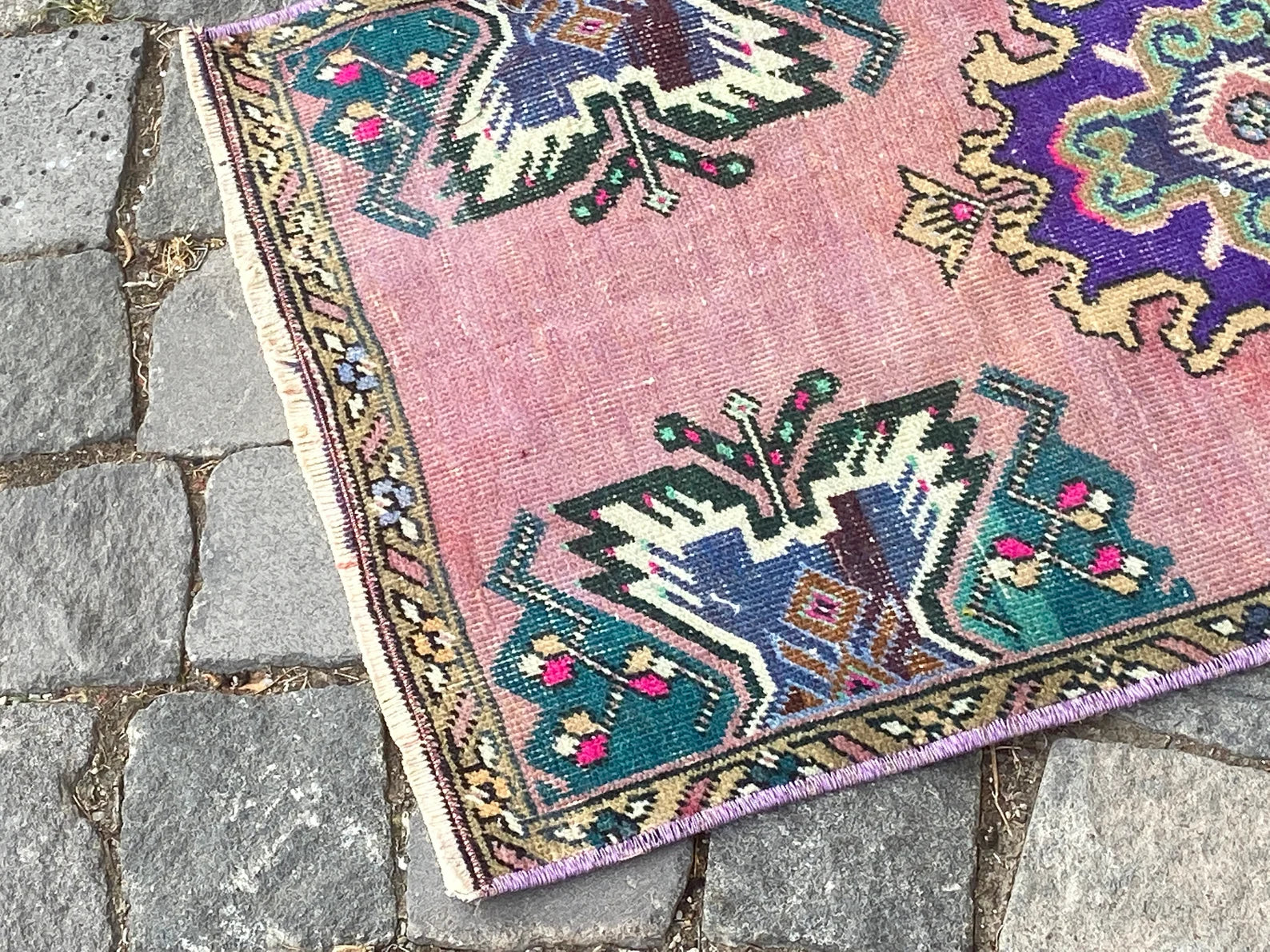 Vintage Turkish Mini Rug 1.5 x 2.8 ft