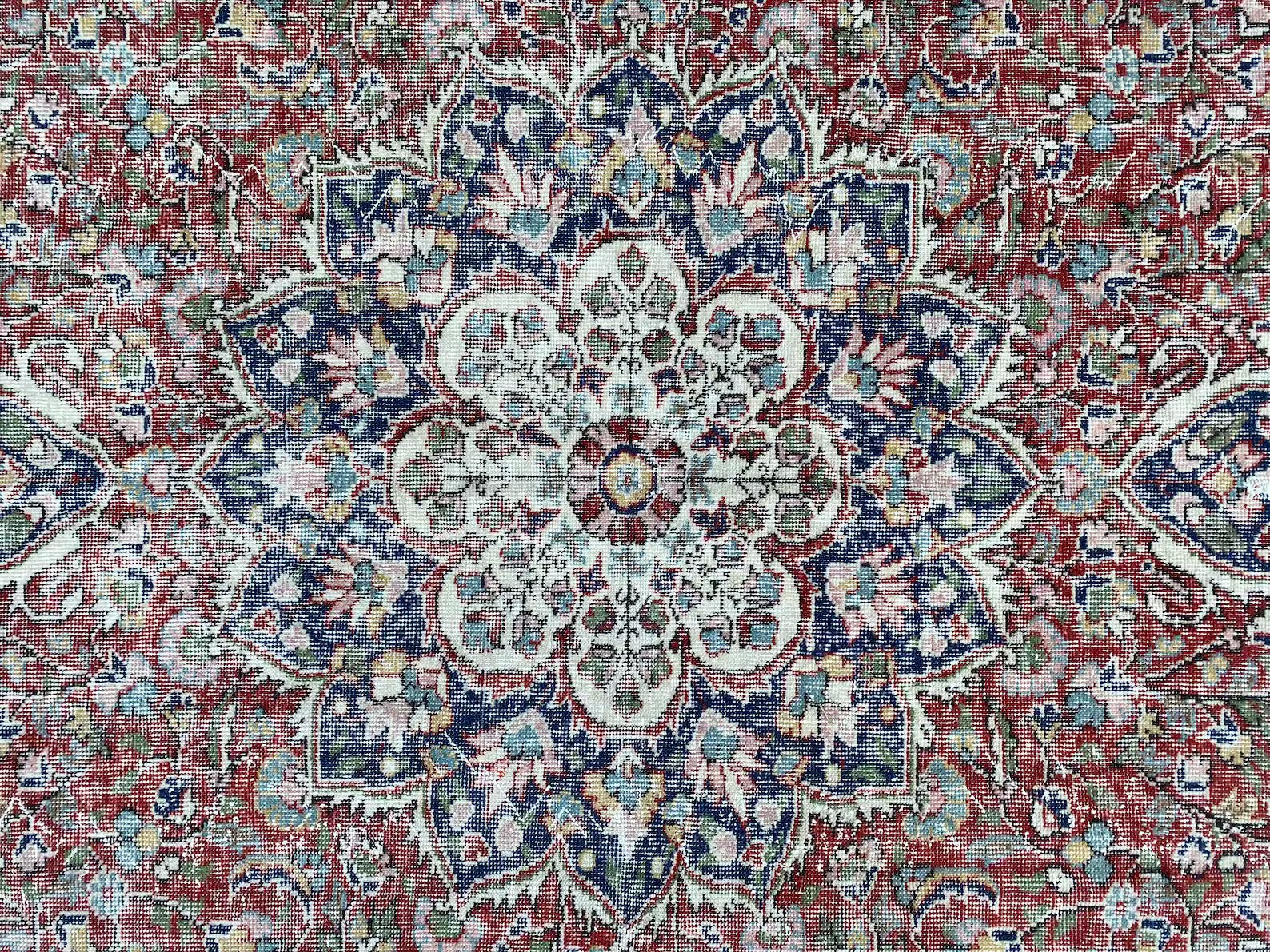 XL Vintage Turkish Accent Area rug 5.9 x 9.8 ft