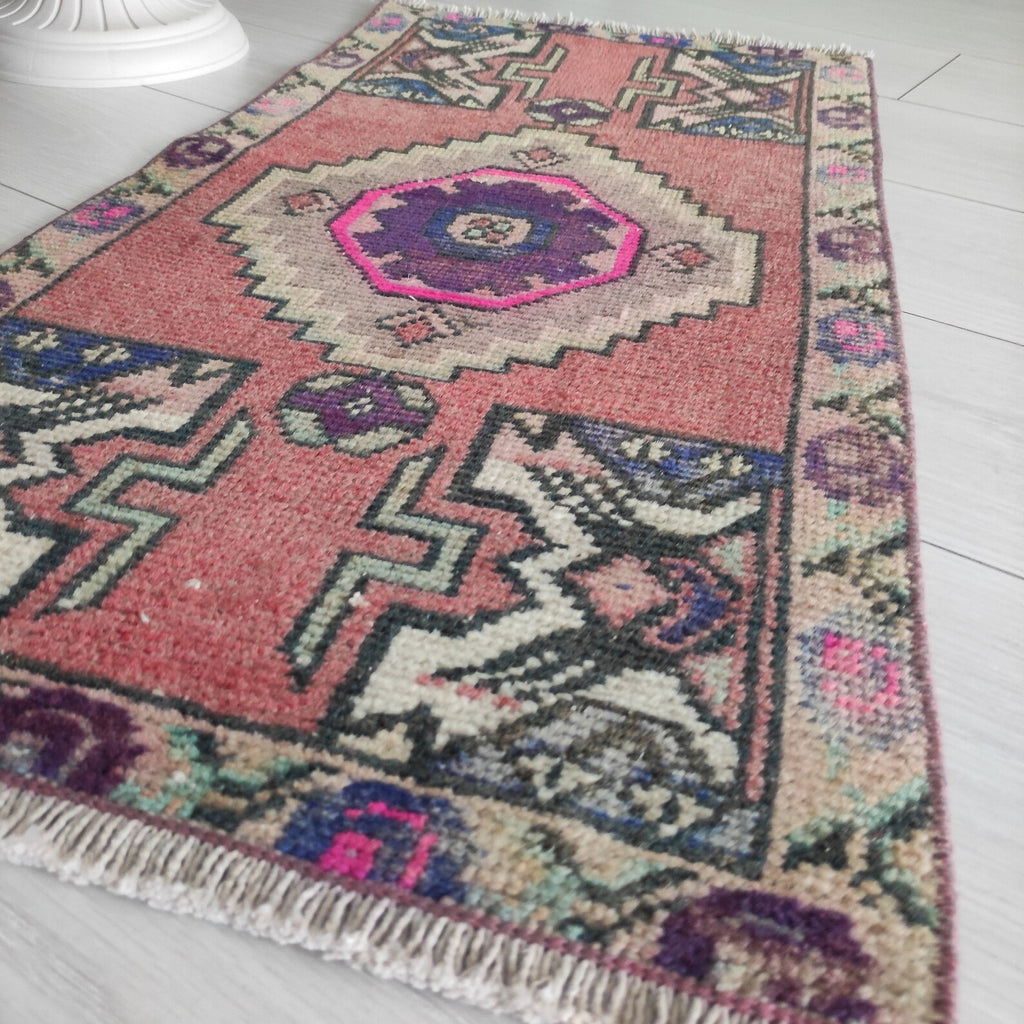 Vintage Turkish Mini Rug 1.5 x 3 ft