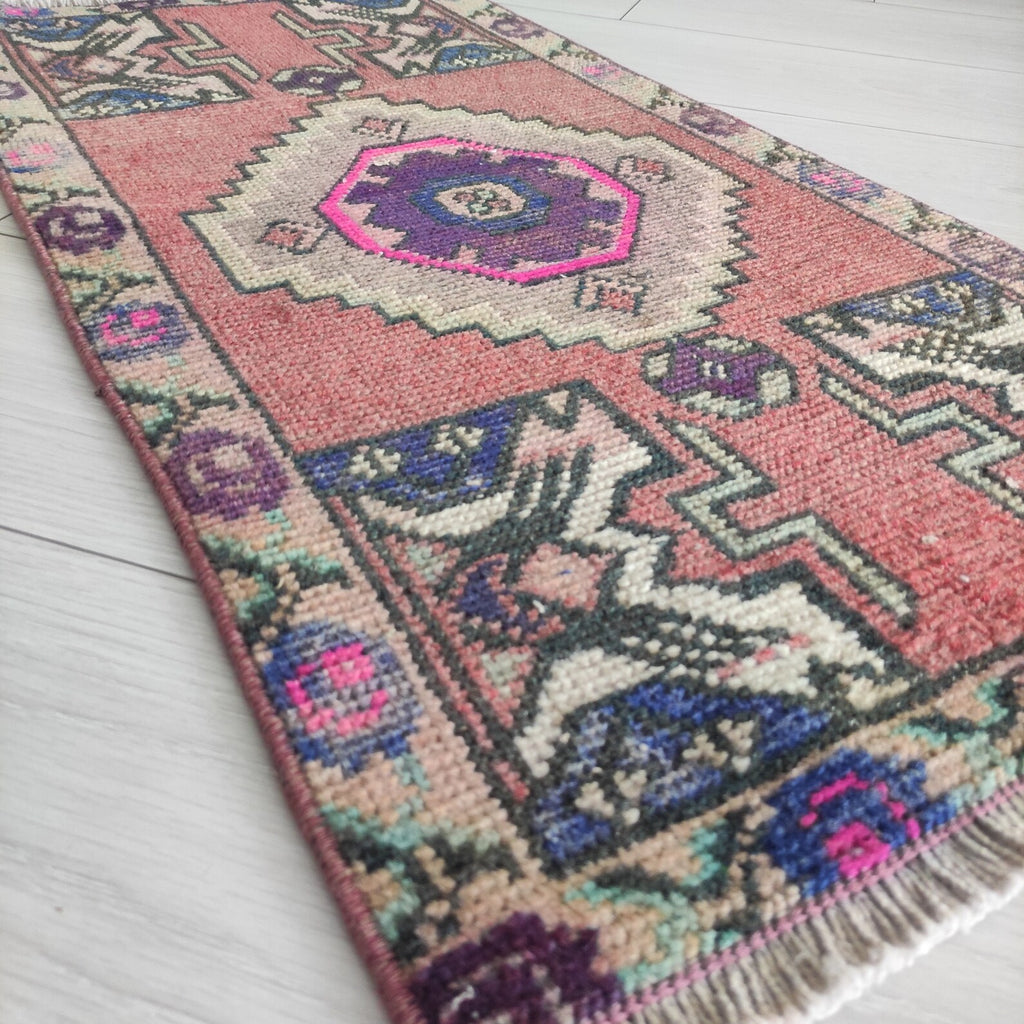 Vintage Turkish Mini Rug 1.5 x 3 ft