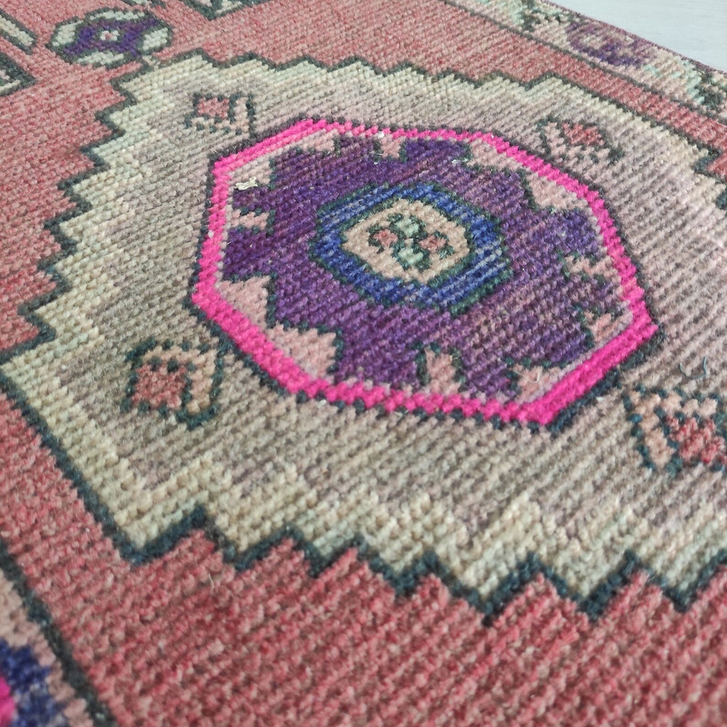 Vintage Turkish Mini Rug 1.5 x 3 ft