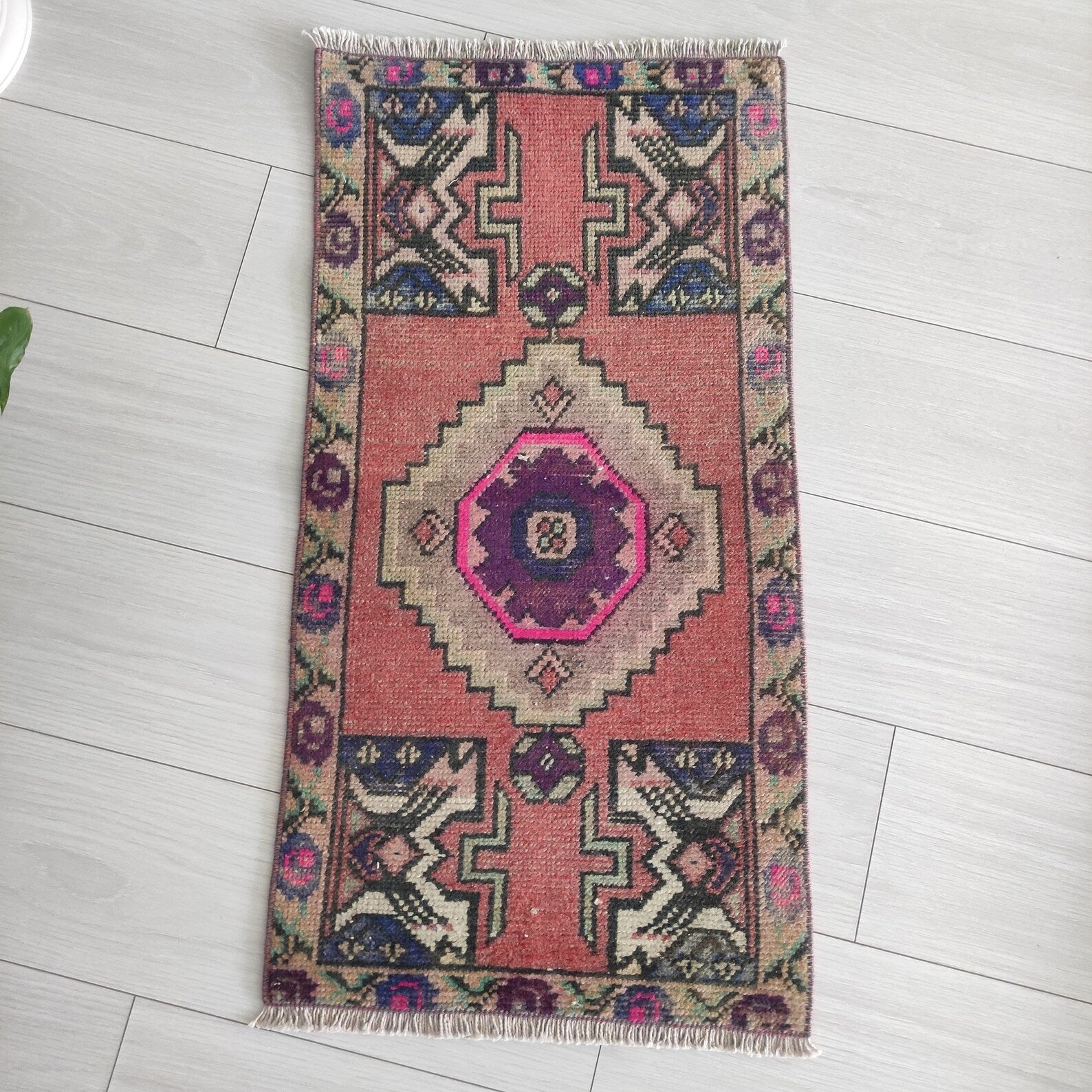 Vintage Turkish Mini Rug 1.5 x 3 ft