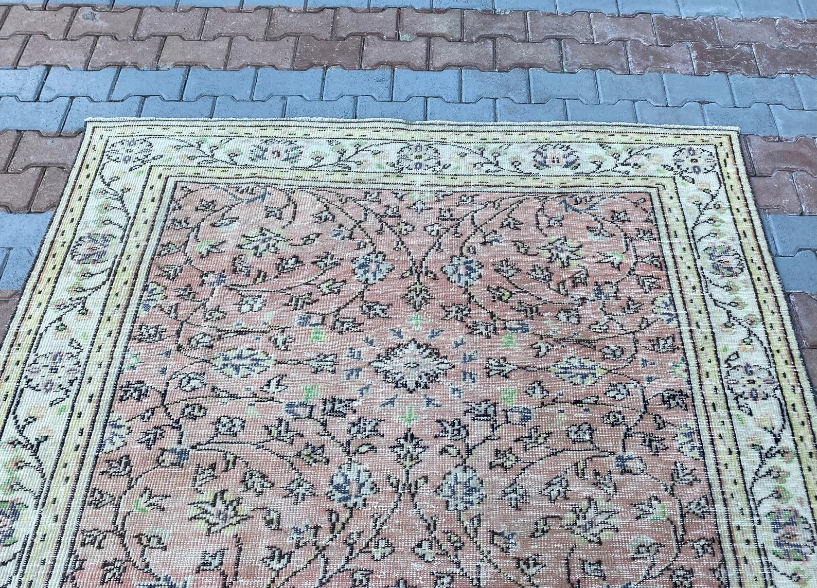 XL Vintage Turkish Accent Area Rug 6 x 9 ft